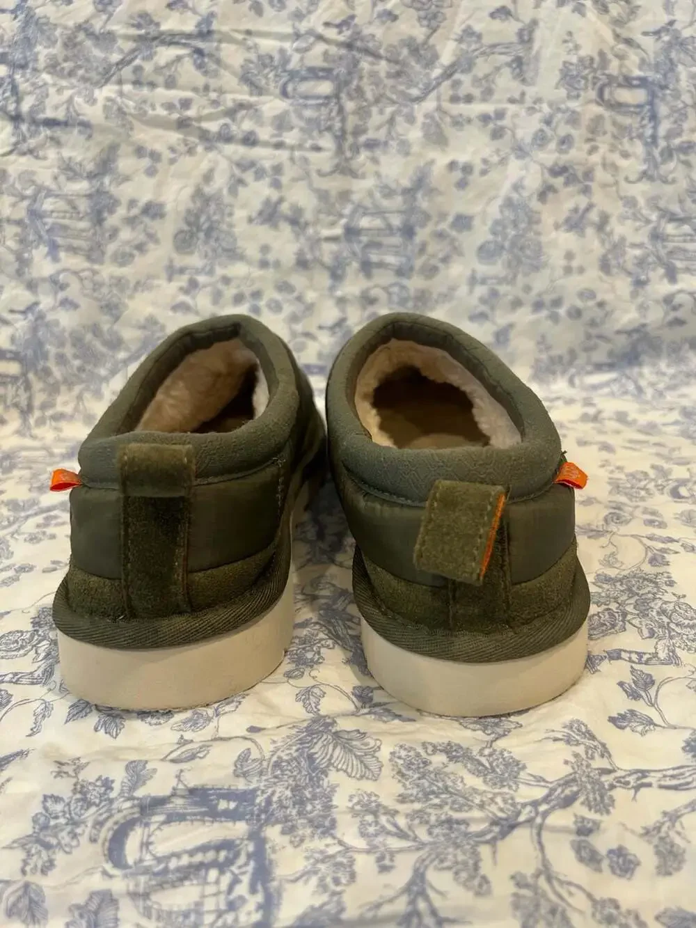 UGG Men's Tasman LTA Burnt Olive Puffer Slippers